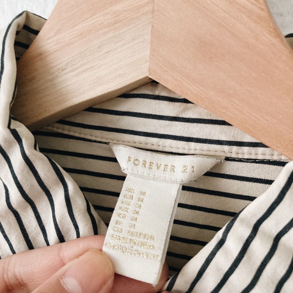 Forever21 button down - Picture 3 of 4